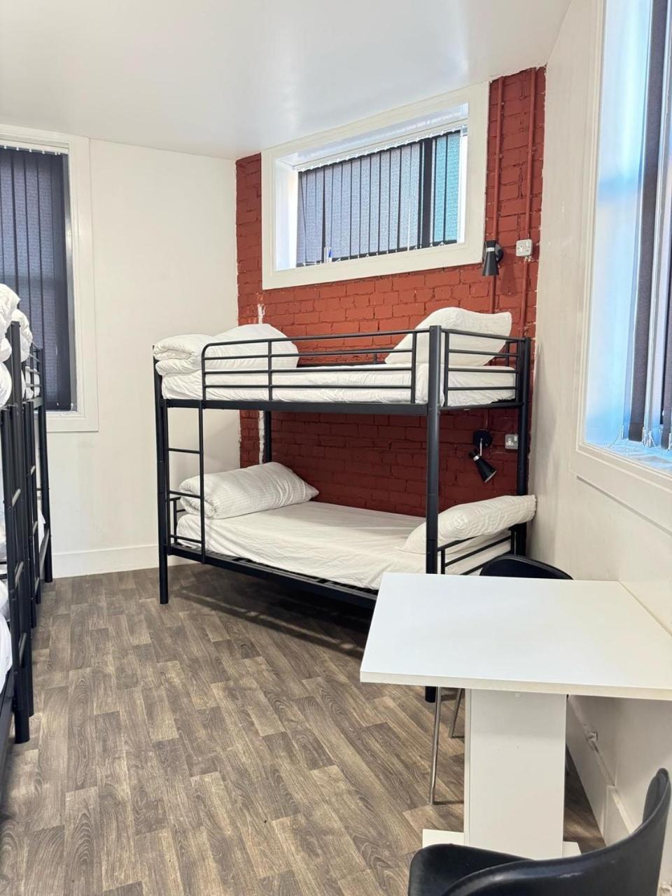 Rahman Hostel Manchester Exterior photo
